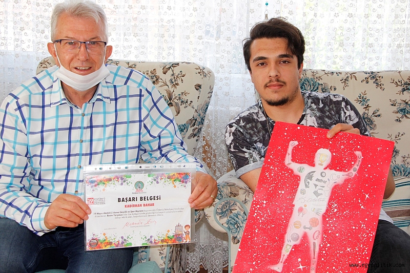 Ödemiş’te 19 Mayıs şiir ve resim yarışmasının ödülleri verildi 1