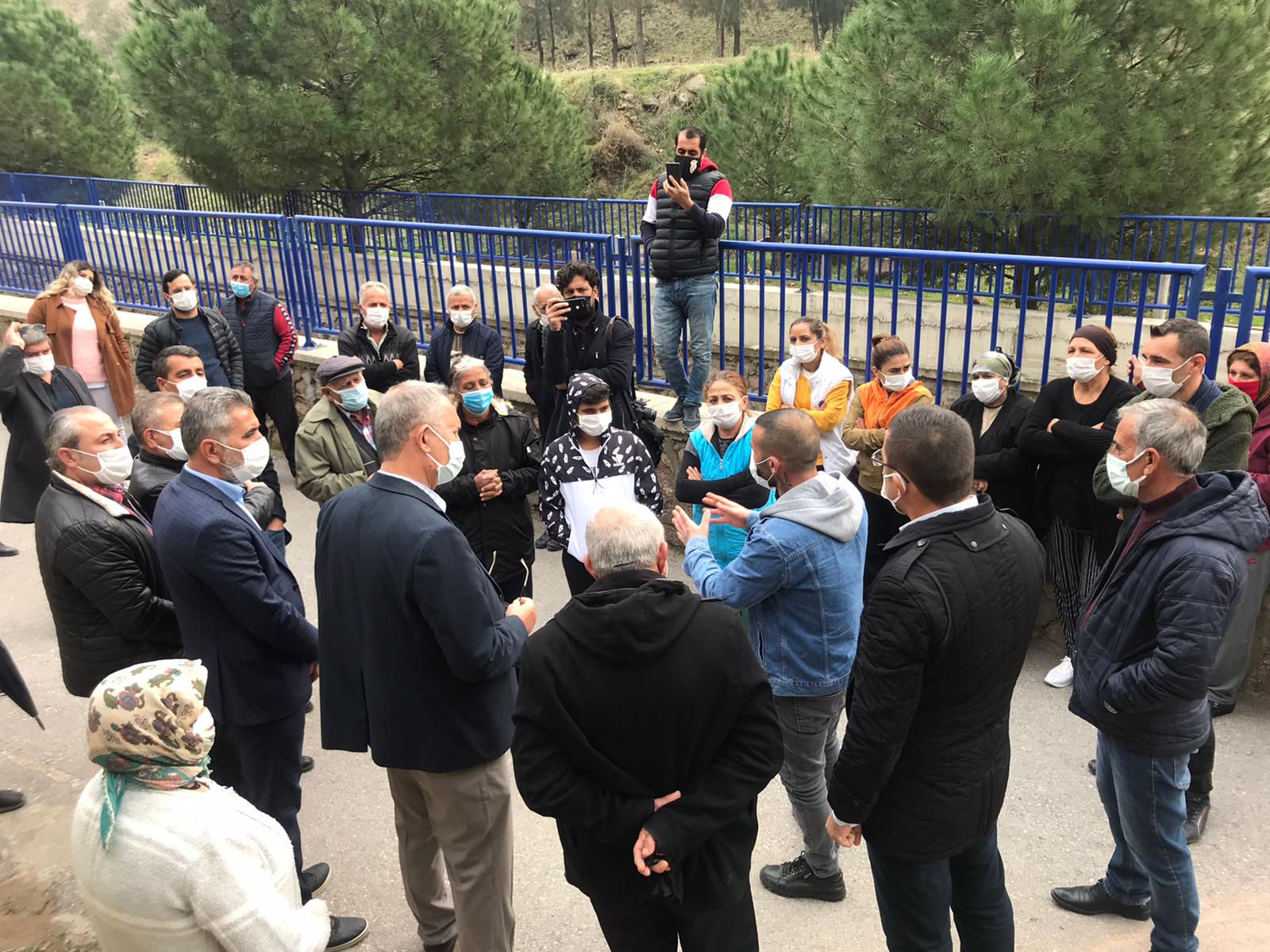 Çiğli'yi heyelan vurdu, 33 ev yıkılma tehlikesiyle karşı karşıya 3