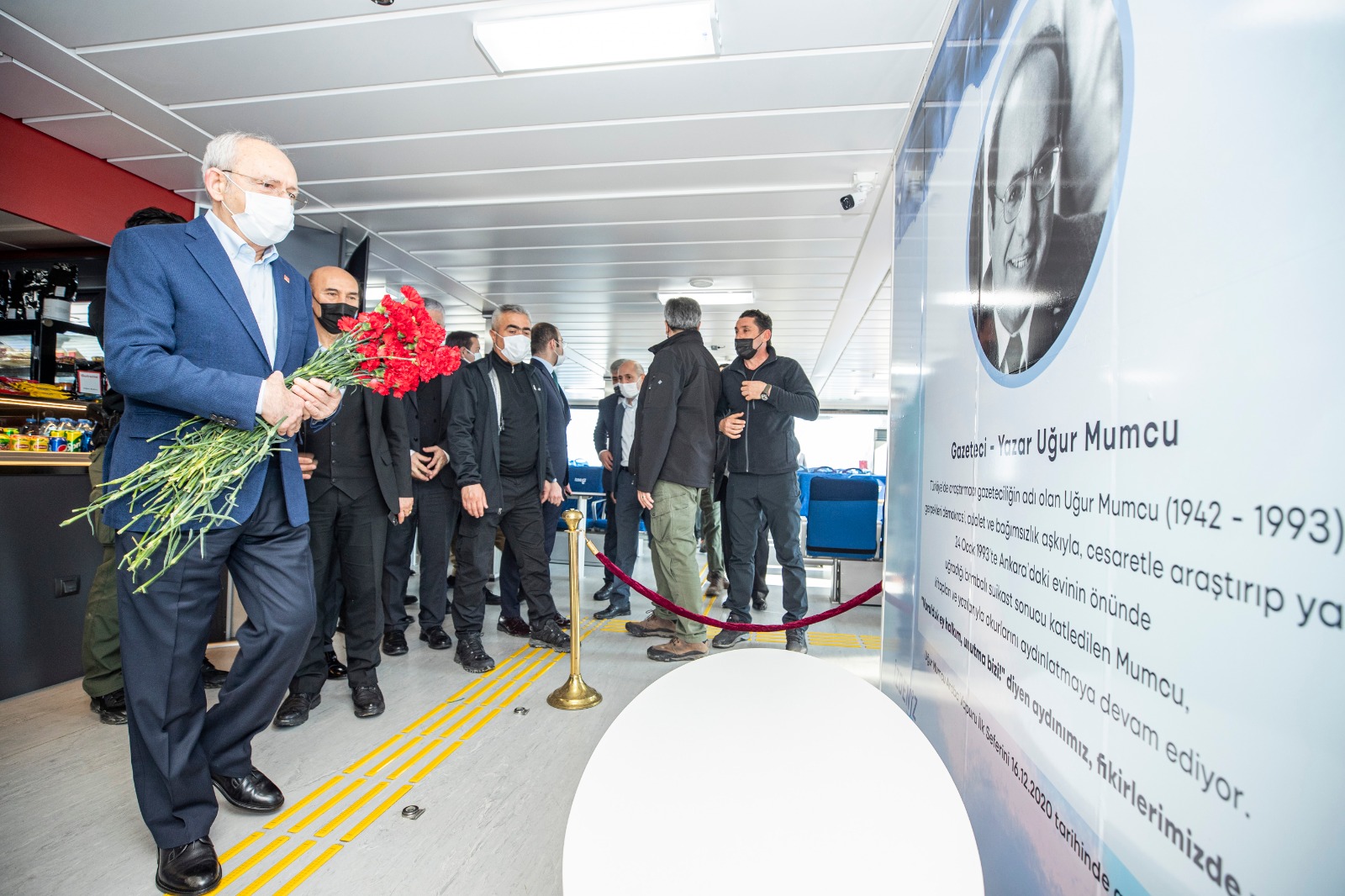 Kılıçdaroğlu İzmir’de sel mağdurlarını ziyaret etti 3