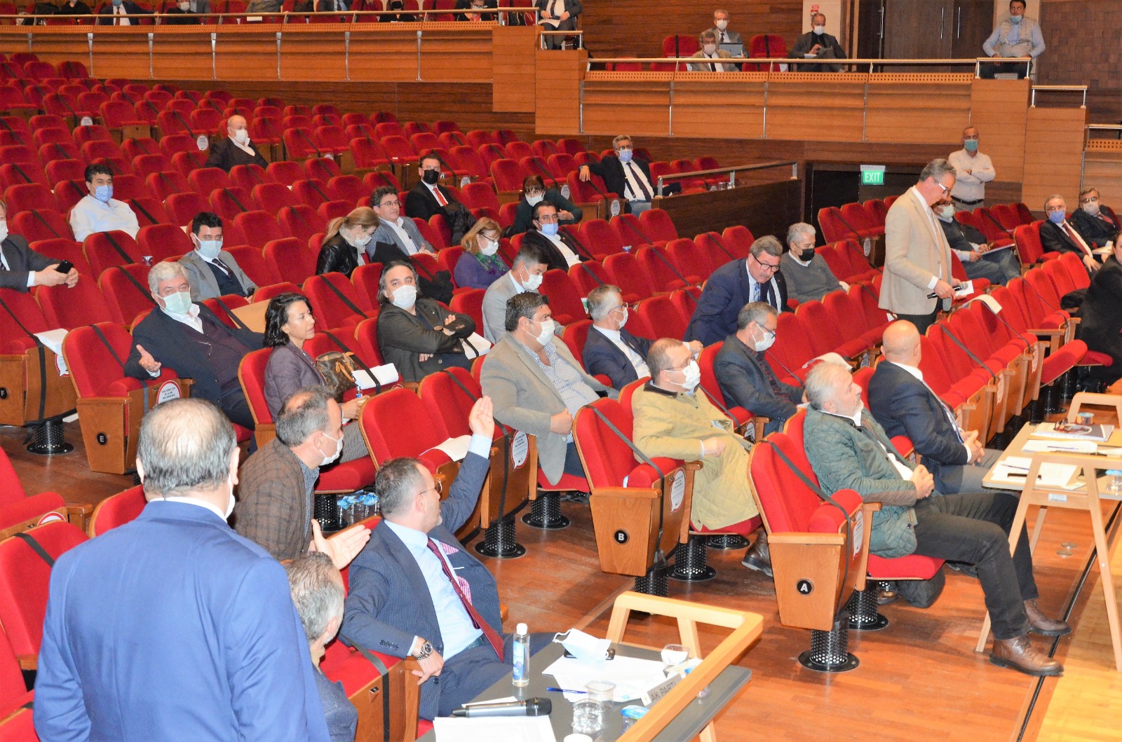 Büyükşehir Meclisi’nde tansiyon hiç düşmedi! 3