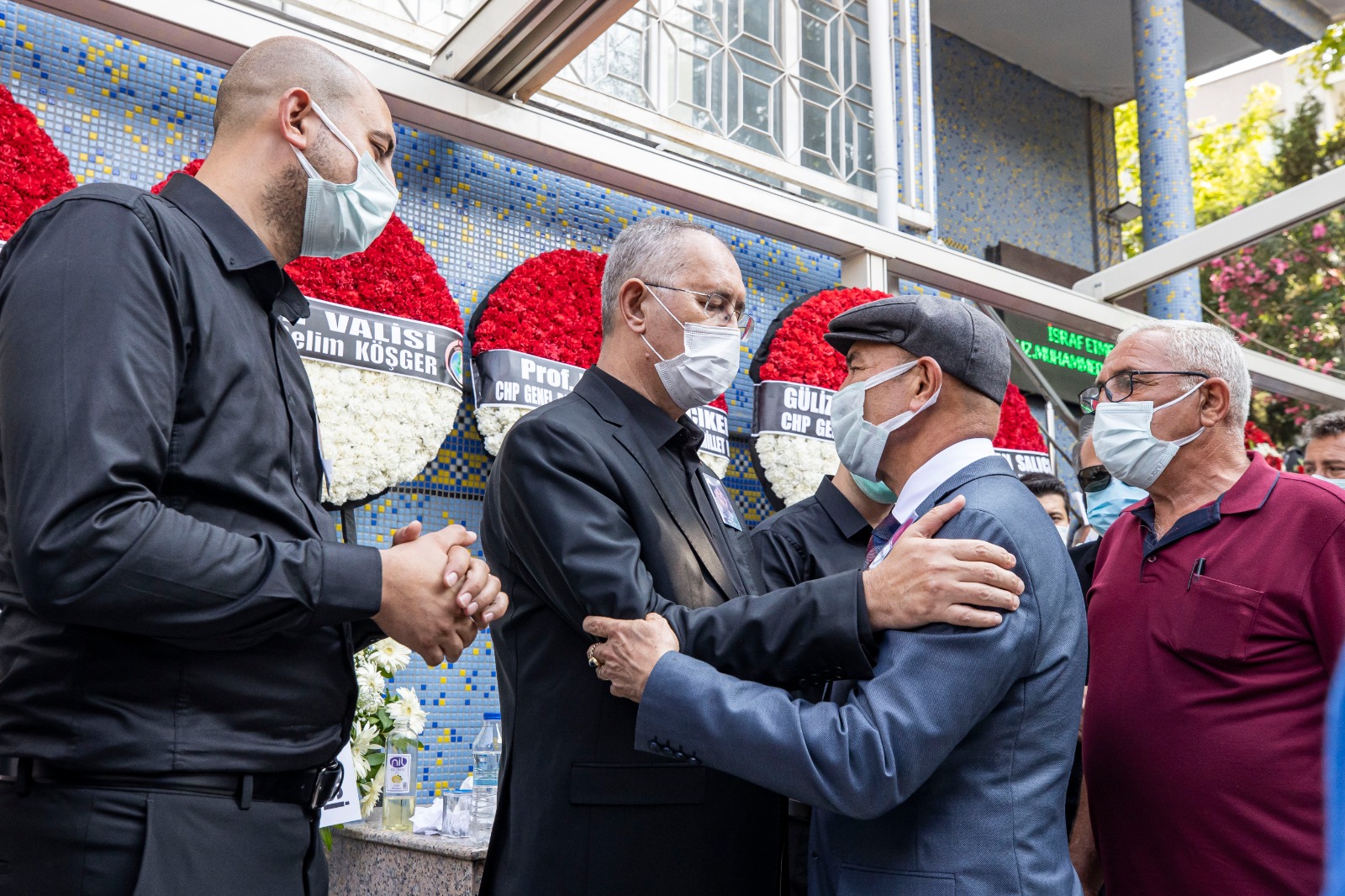 CHP milletvekili Sertel’in eşi son yolculuğuna uğurlandı 3
