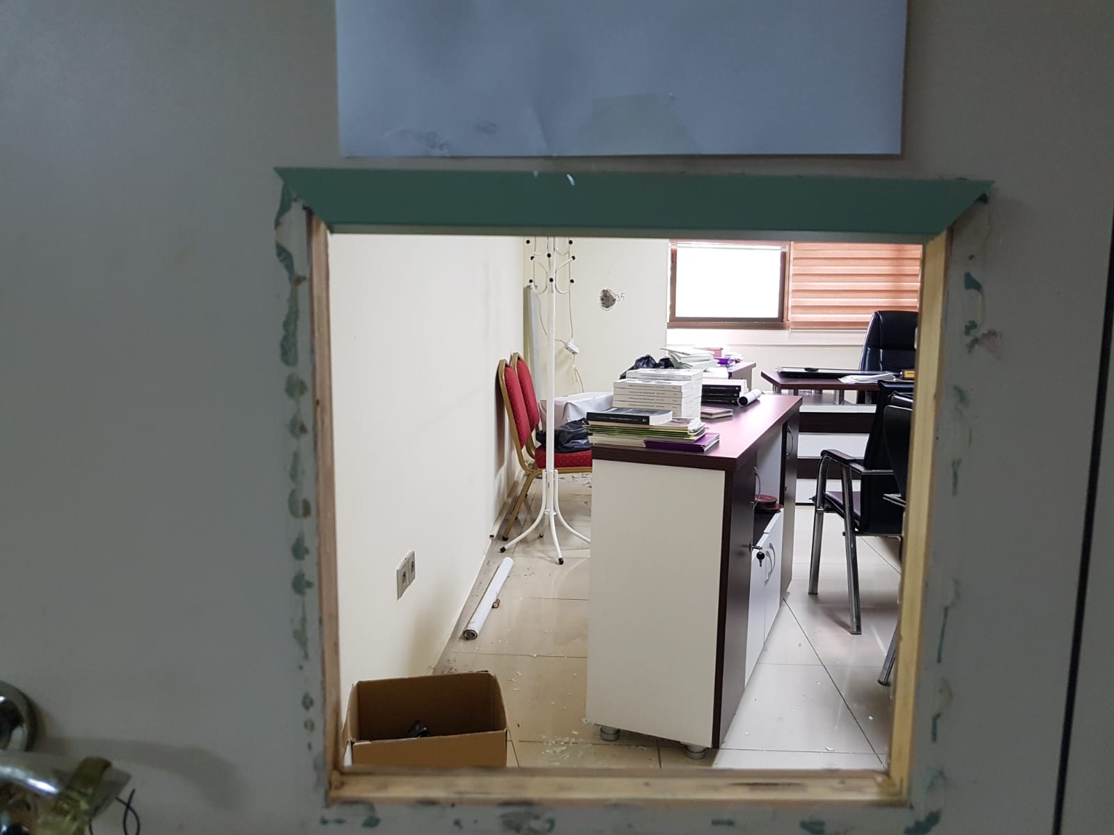 Saldırı sonrası HDP il binası 5