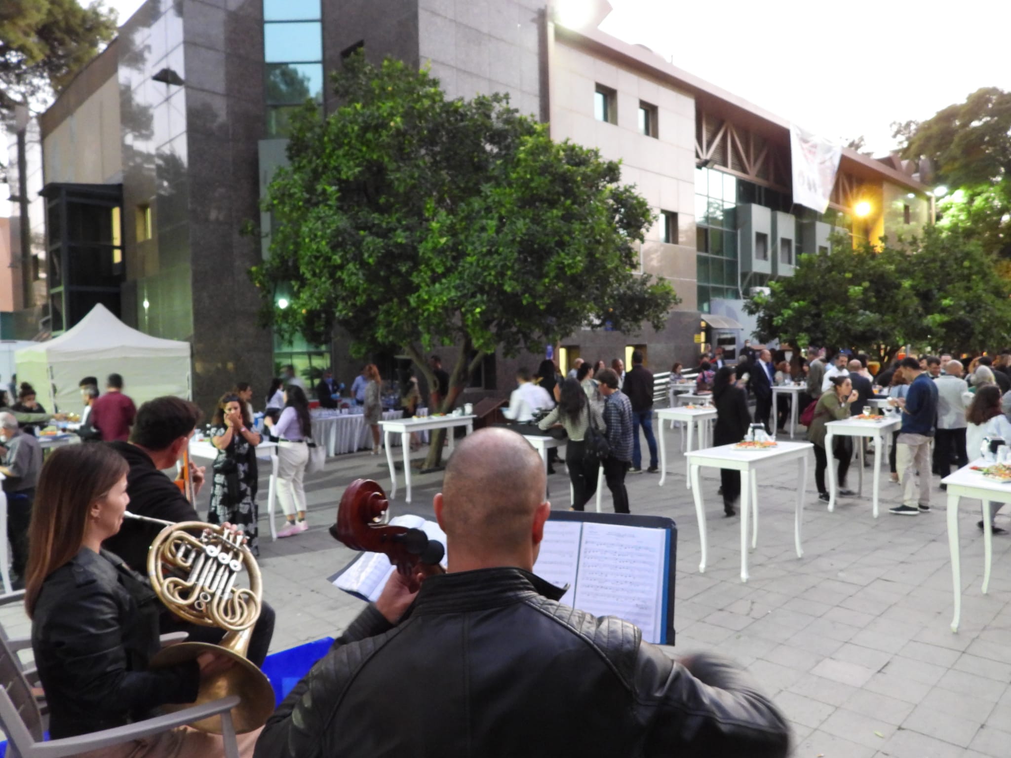 “Hakikat” İzmir’de yapılan gala ile ilk kez izleyiciyle buluştu 4