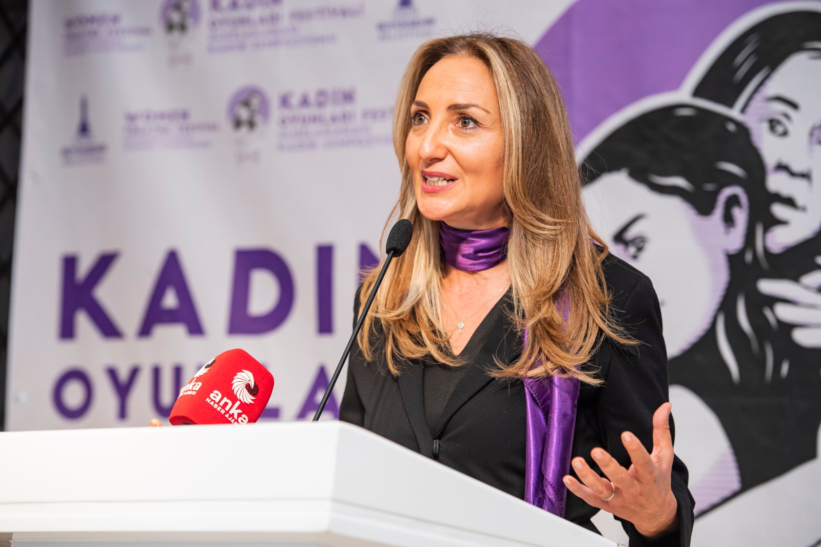 Mustafa Necati Kültür Merkezi’nin ilk etkinliği Uluslararası Kadın Sempozyumu oldu 3