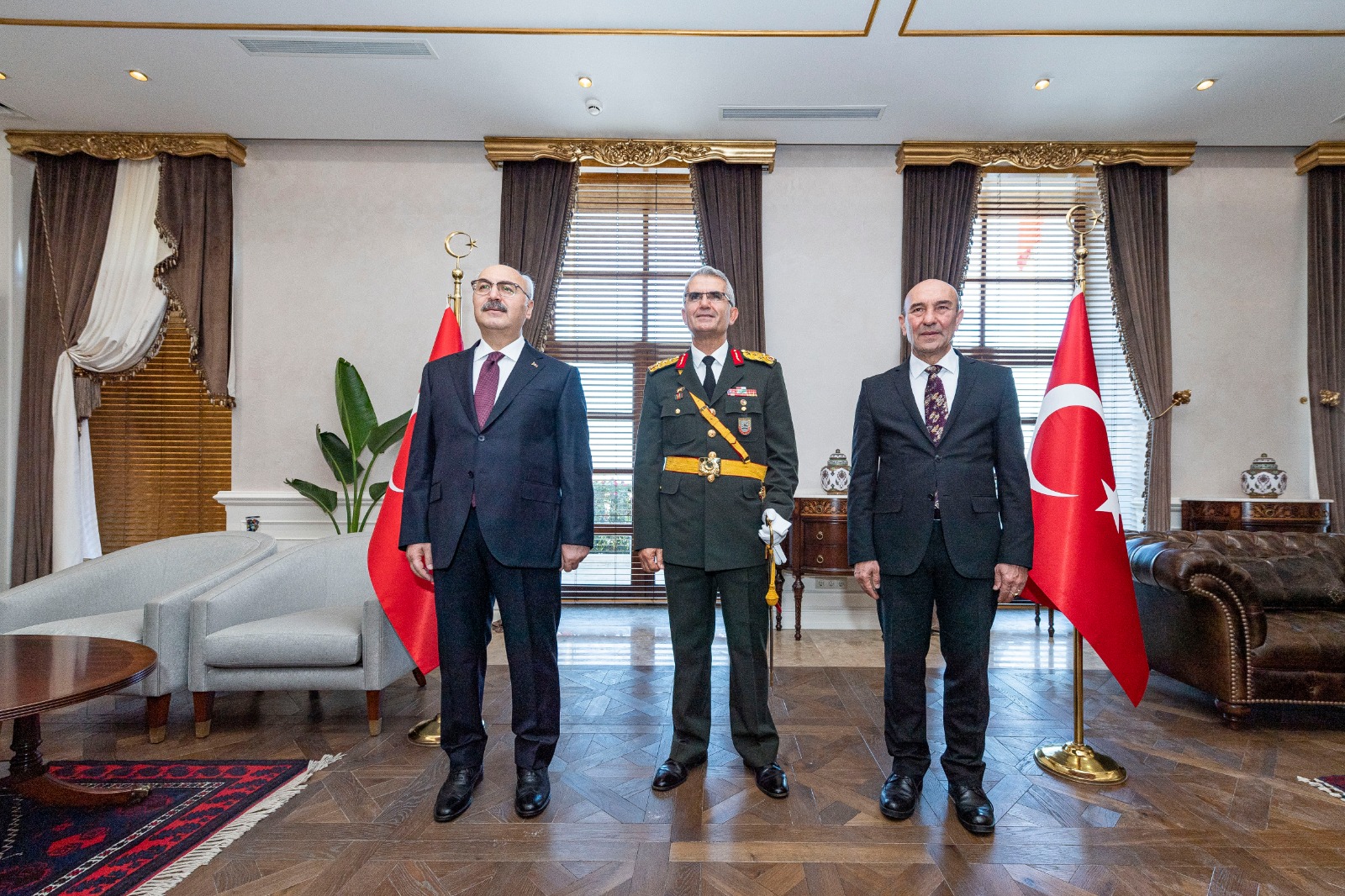 İzmir’de Cumhuriyet kutlamaları coşkuyla sürüyor 4