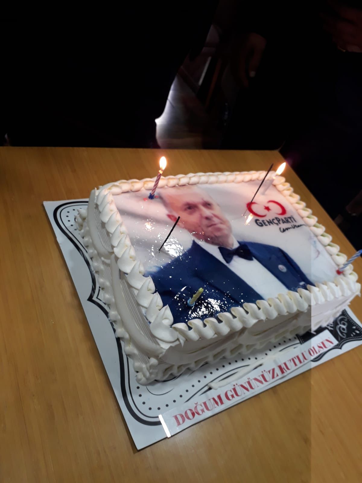 Bayraklı'da Ahmet Demir güven tazeledi 1