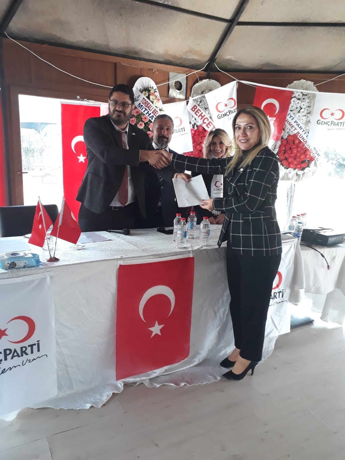 Yeşim Demirci Torbalı’da tek kadın İlçe Başkanı oldu 4