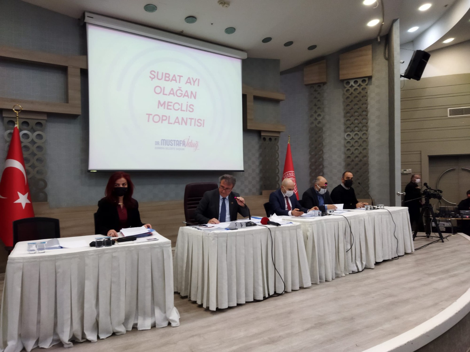 Bornova meclisinde LGBTİ+ tartışması 3