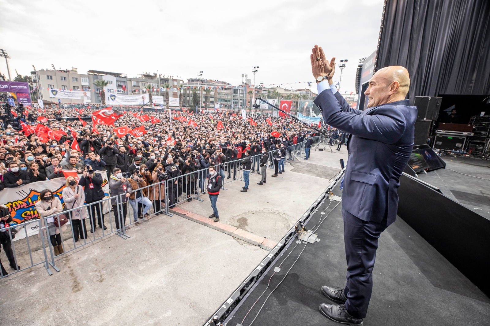 Soyer: "Ekonomik krizin tam ortasında İzmir tarihinin en büyük yatırımını başlatıyoruz" 9