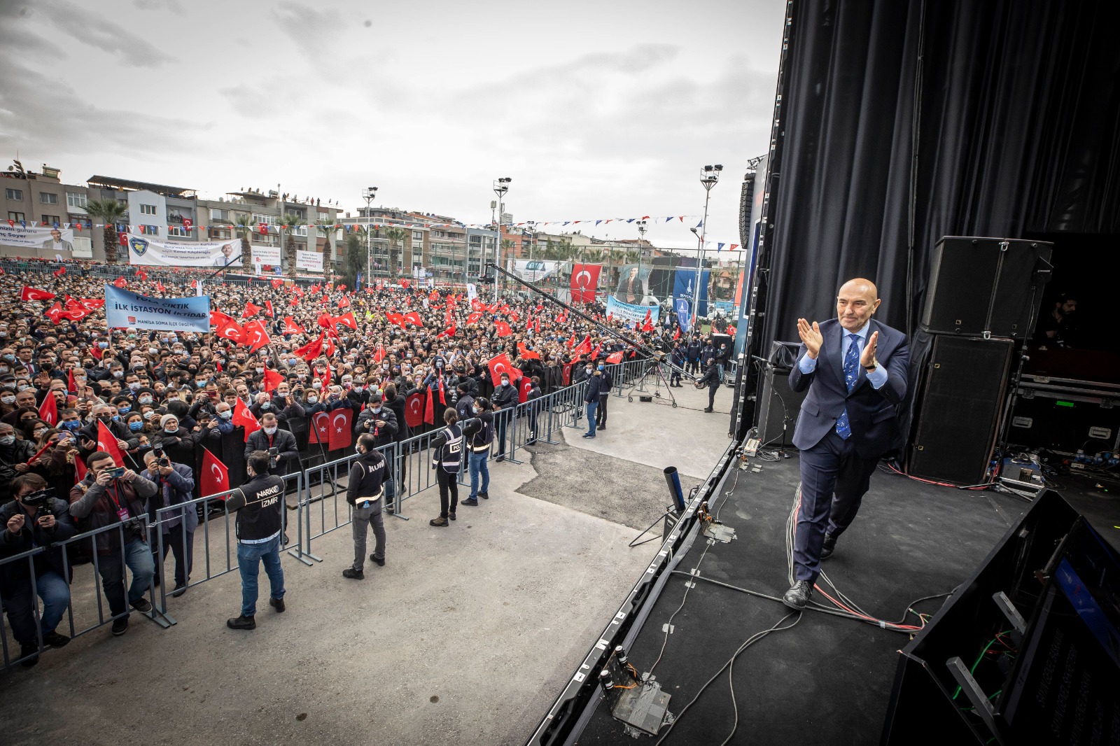 Soyer: "Ekonomik krizin tam ortasında İzmir tarihinin en büyük yatırımını başlatıyoruz" 10