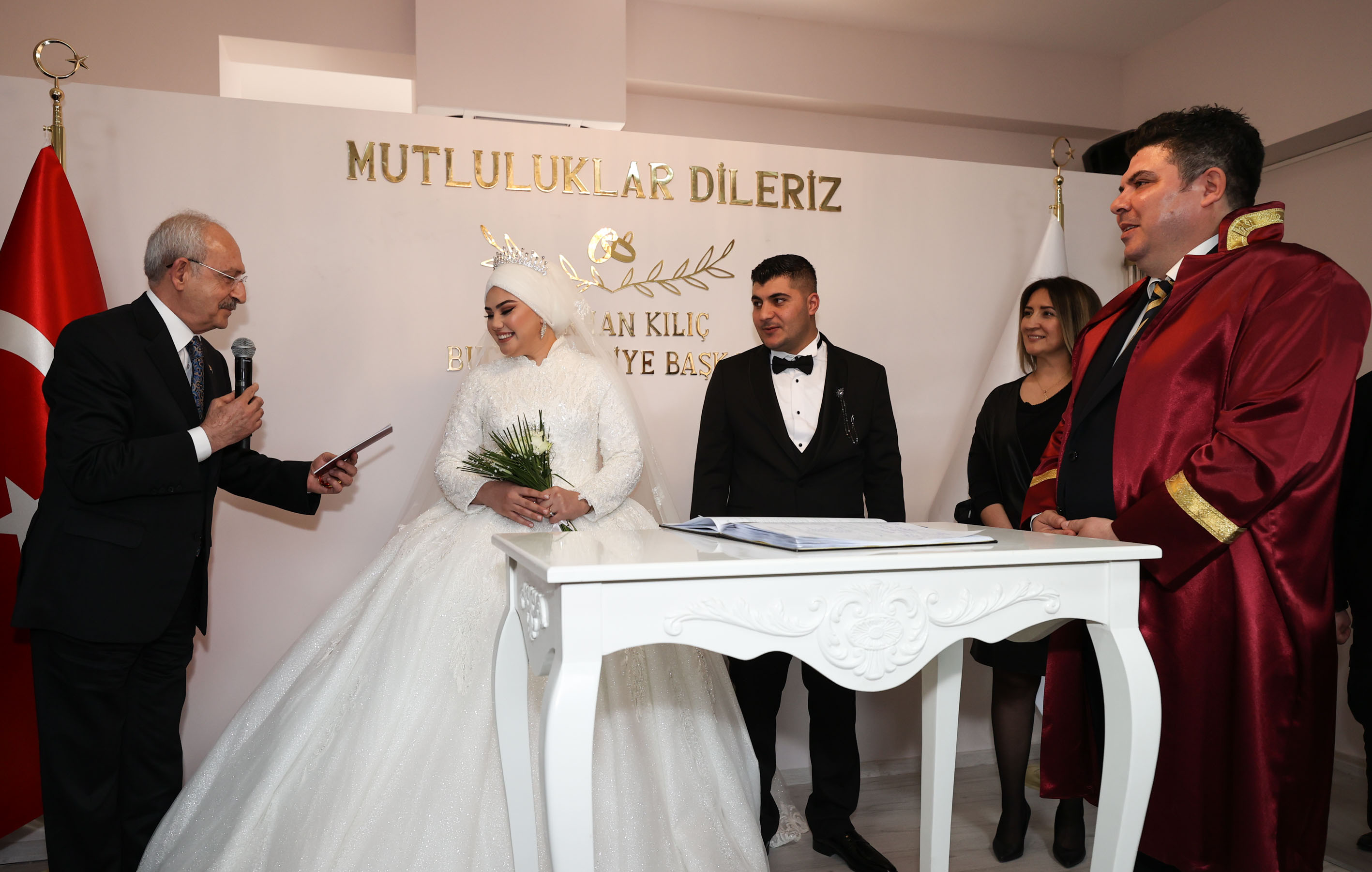 Buca’da ilk nikâh Kılıçdaroğlu’ndan 4