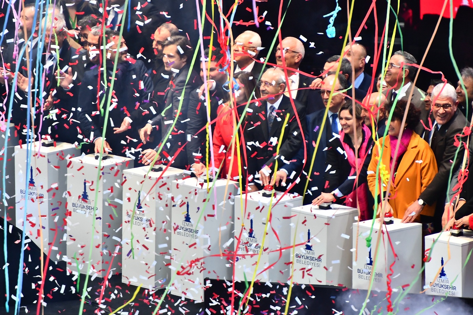 CHP Lideri Kılıçdaroğlu, “İzmir’in dağlarında çiçekler çok açtı ve açmaya devam edecek” 5