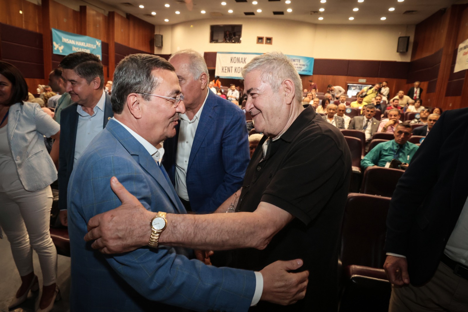 Başkan Batur’dan mitinge davet 2