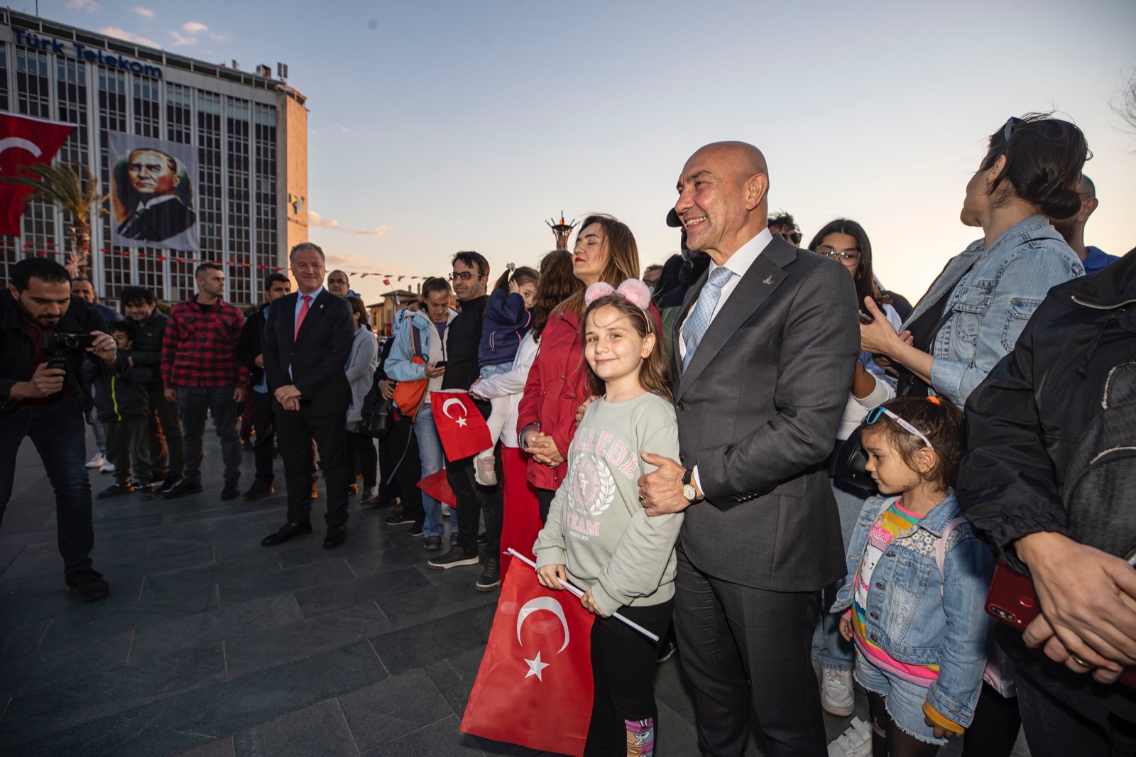 Başkan Soyer: Sizler Türkiye'nin umut çiçeklerisiniz 6