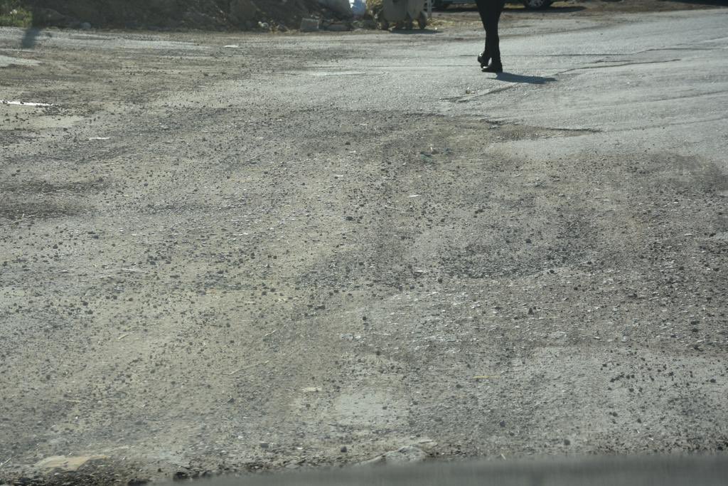 Menderes'te de yol isyanı! AK Parti İlçe Başkanı Süleyman Artcı; "Bozuk yollar usandırdı! " 1