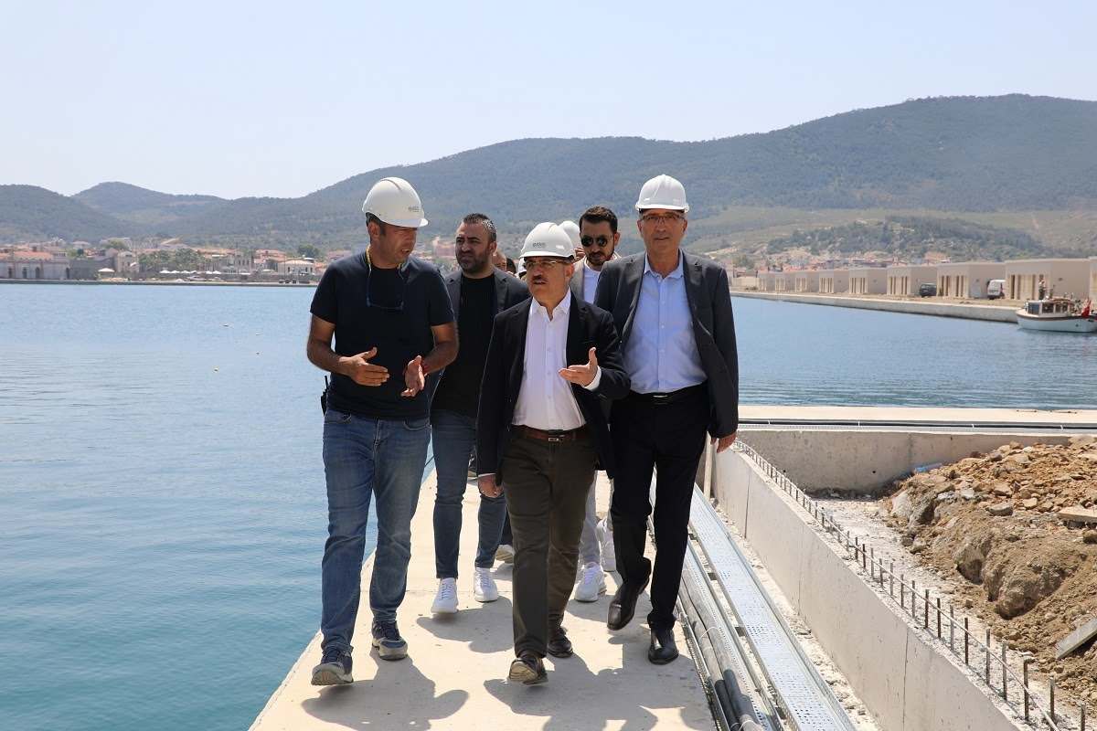 AK Parti İzmir İl Başkanı Kerem Ali Sürekli;  “Hizmet etmek, niyet ve inanç işidir.” 3