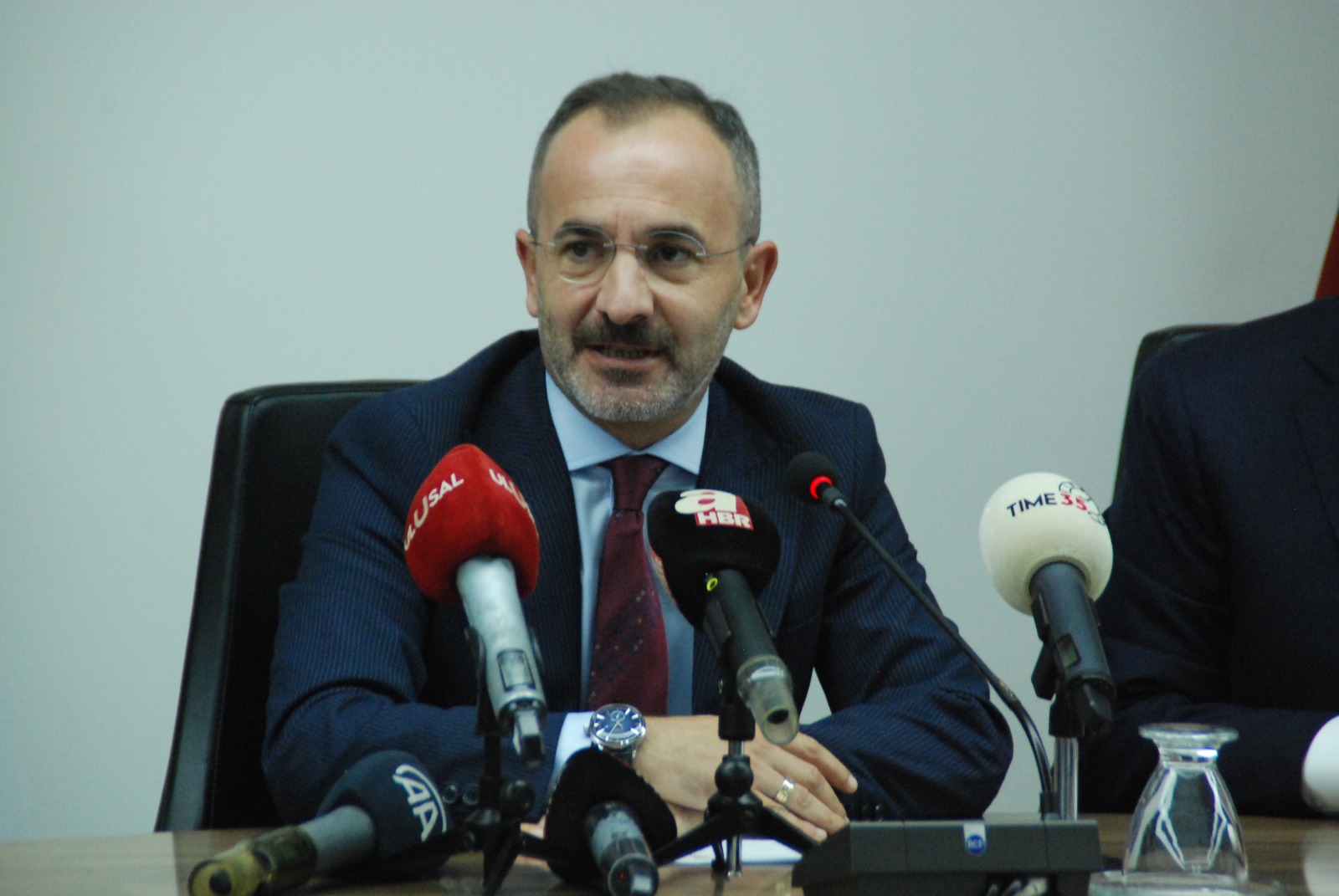AK Parti'den İzmir'de ortak bildiri: "Engelleniyoruz yalanı artık bayatladı!" 2