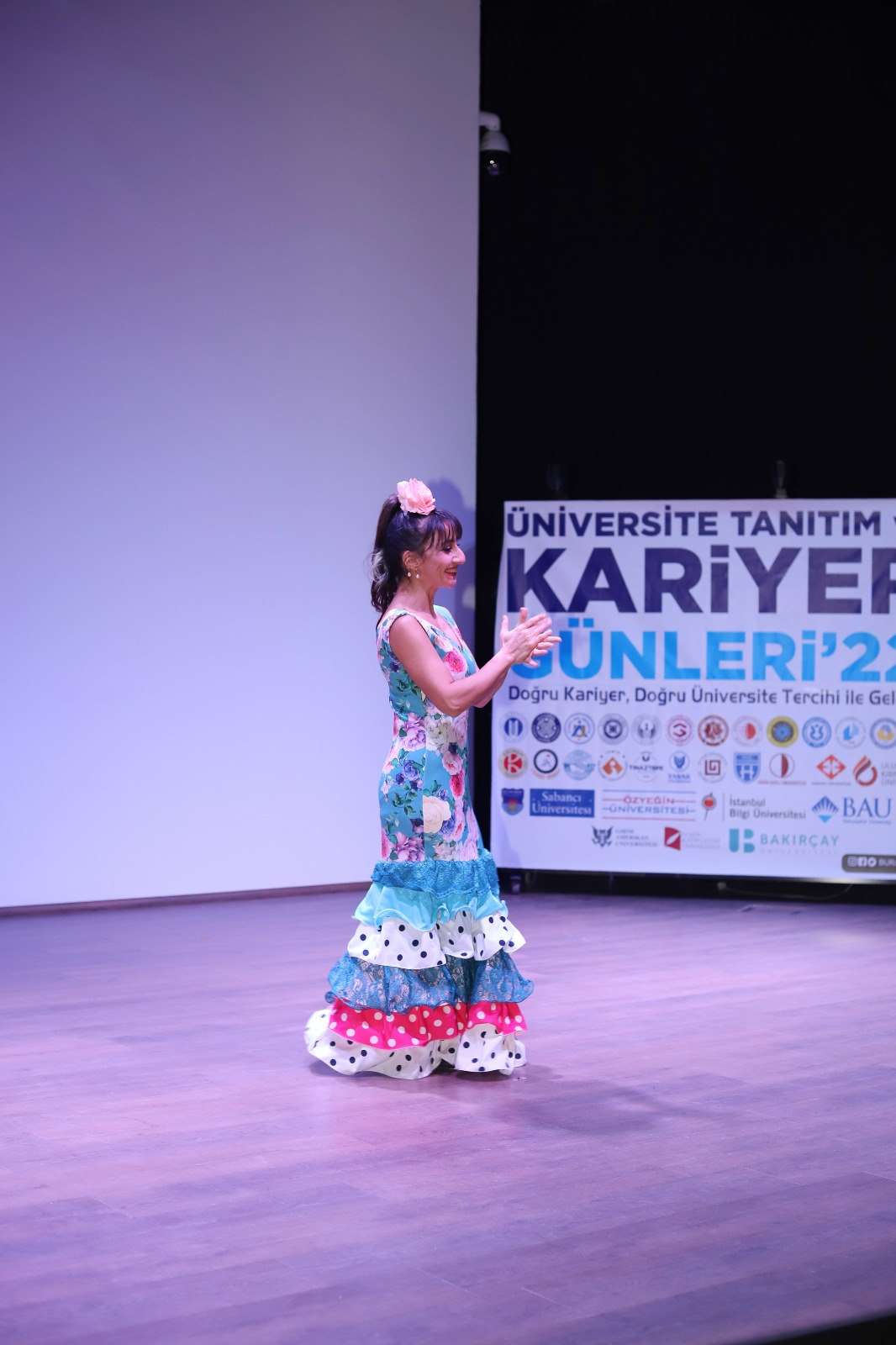Akkol, 36 üniversiteyi Torbalılı öğrencilerle buluşturdu 1