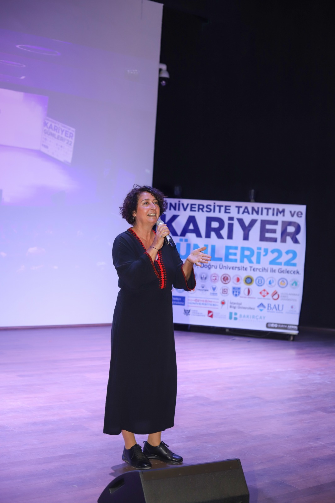 Akkol, 36 üniversiteyi Torbalılı öğrencilerle buluşturdu 6