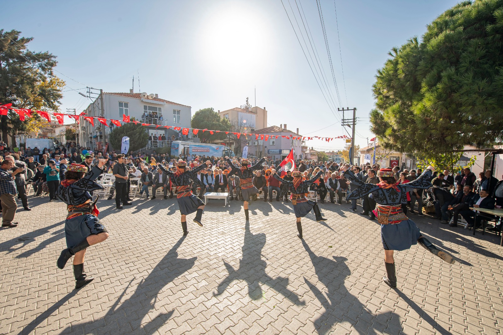 Cumhuriyet coşkusu Bergama’nın Zeytindağ Köyü'nde yaşandı 5