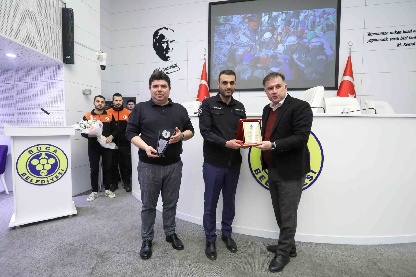 DEVA Partili Uygur’dan Bucakut’a teşekkür ziyareti 1