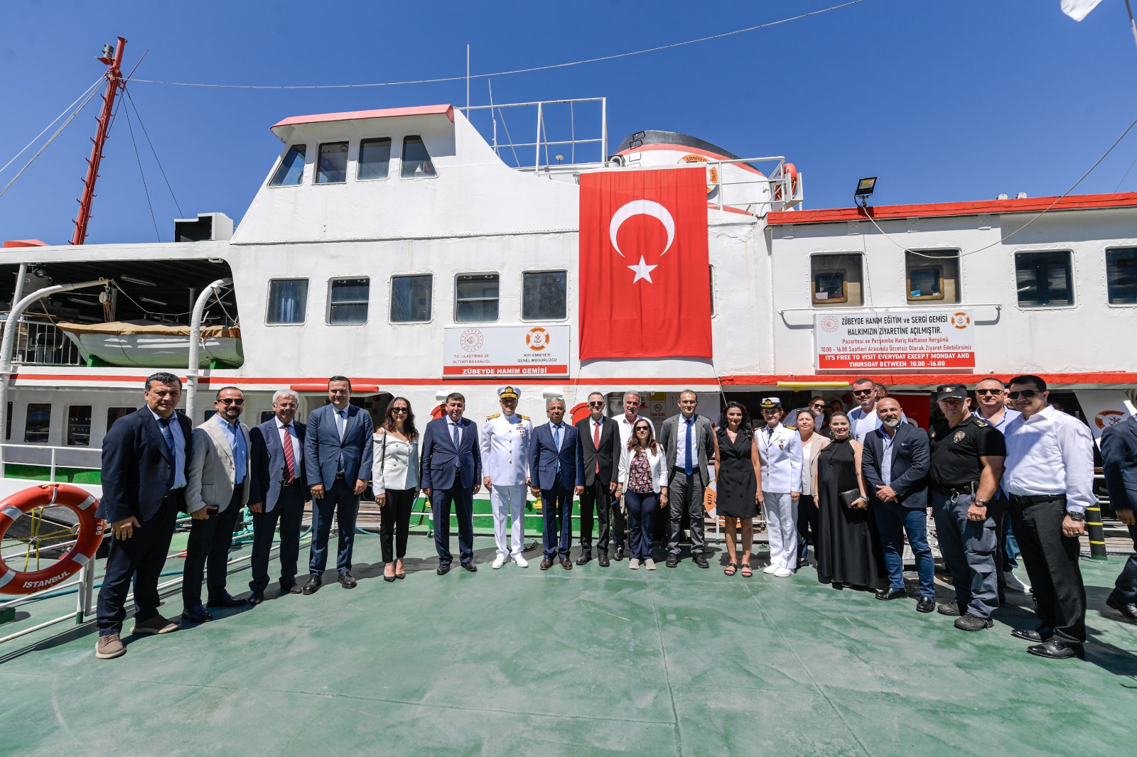 İzmir Körfezi'nde Kabotaj Bayramı coşkusu 3