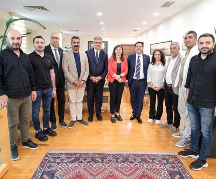 "İzmir'den Diyarbakır'a Gönül Köprüsü" gecesi düzenlendi 3