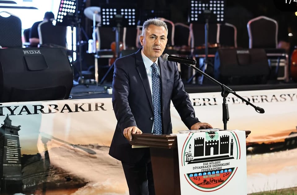 "İzmir'den Diyarbakır'a Gönül Köprüsü" gecesi düzenlendi 4