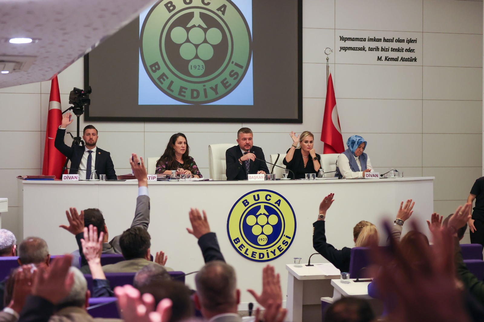 Buca Sosyal Konutlar sakinleri çürük binalardan kurtuluyorlar 2