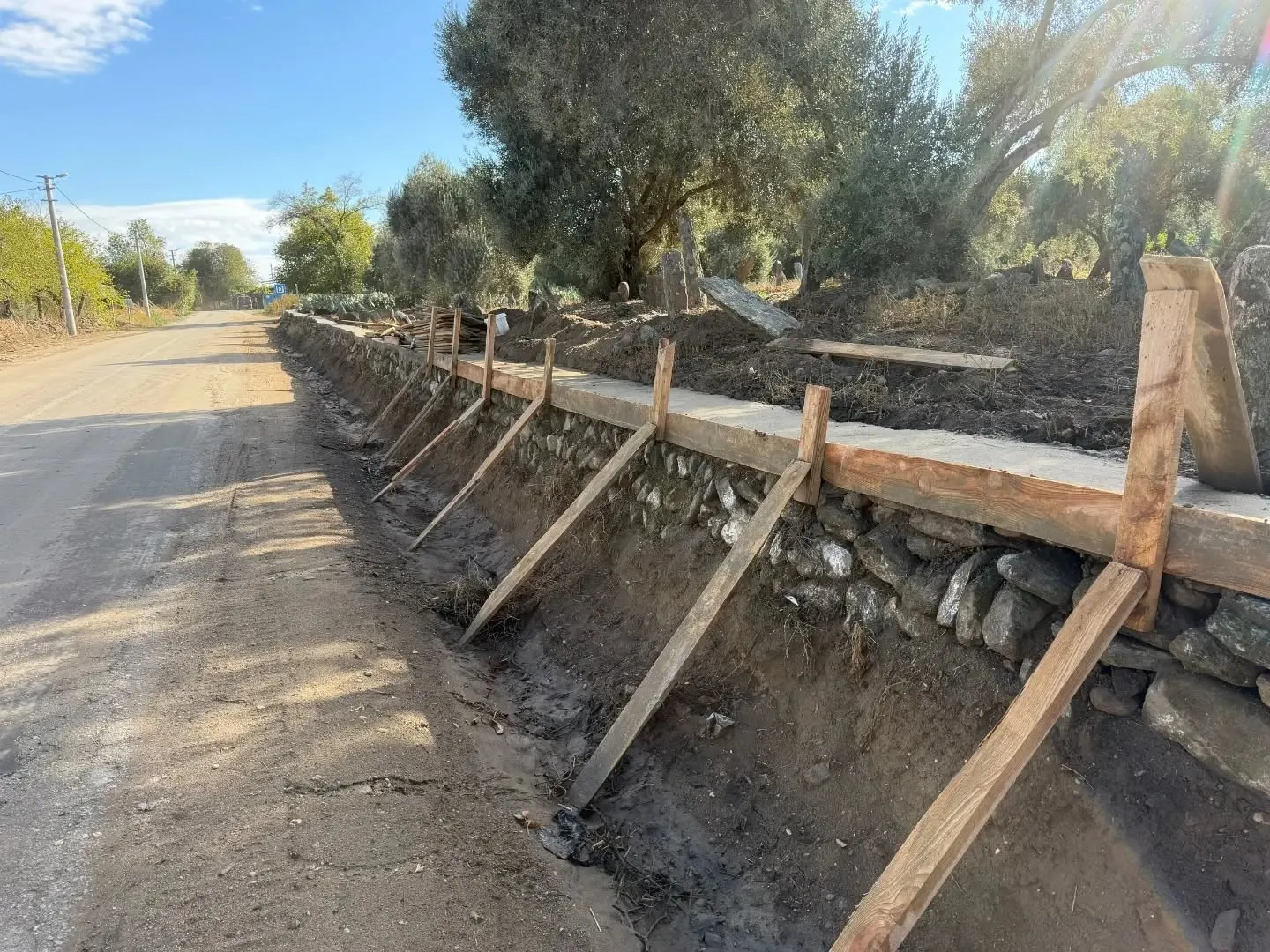 Yenipazar’da vefa mesaisi: Ecdat yadigarı alanlar yenileniyor