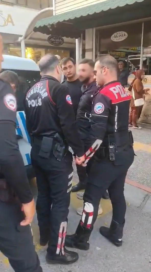 Boşanmanın ardından dehşet saçmaya kalktı: Eski kayınpederinin dükkanını bastı