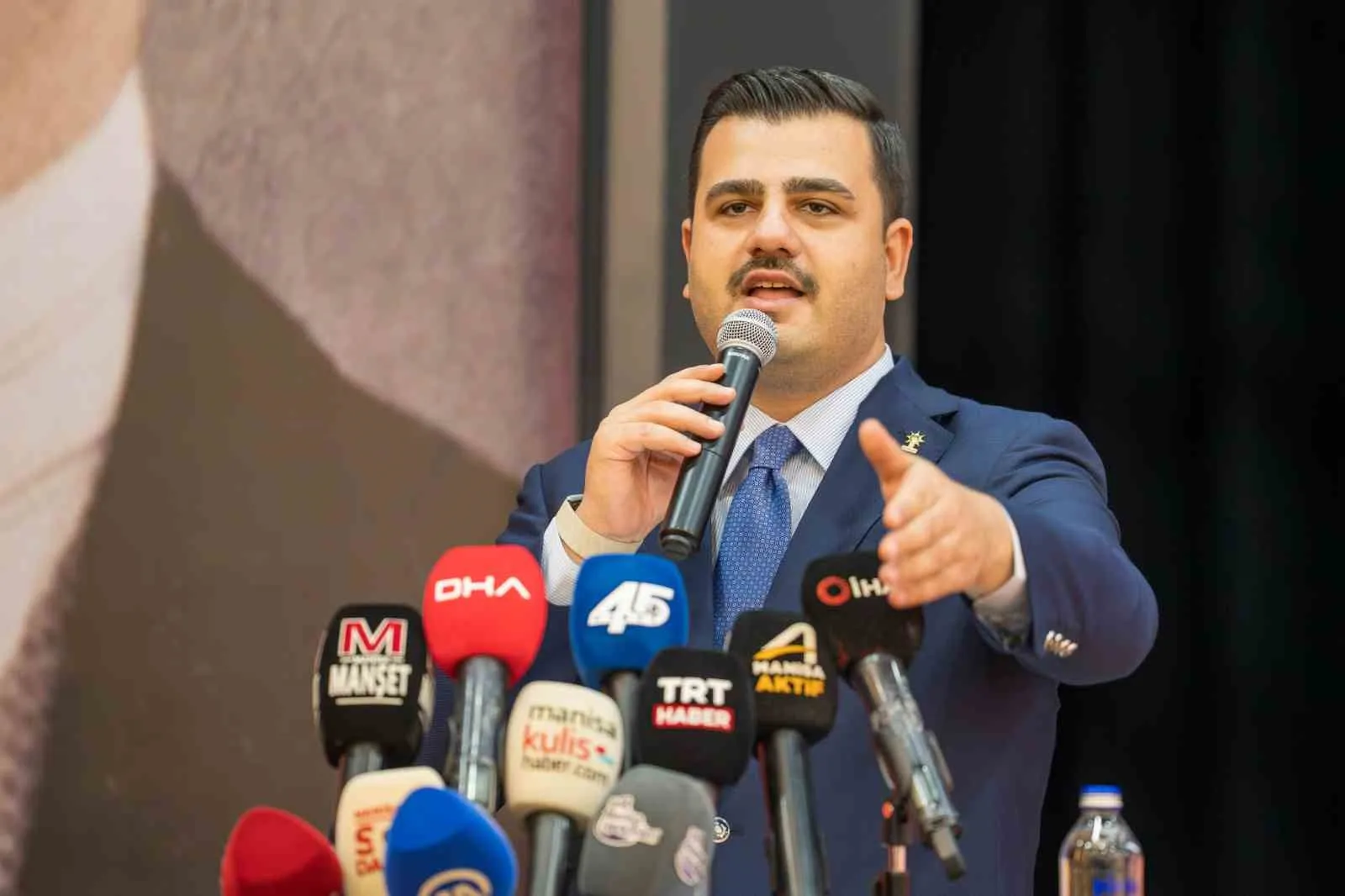 AK Partili İnan'dan Manisa'da sert çıkış: "Rüşvetin adresi benzinlikler olmasın"