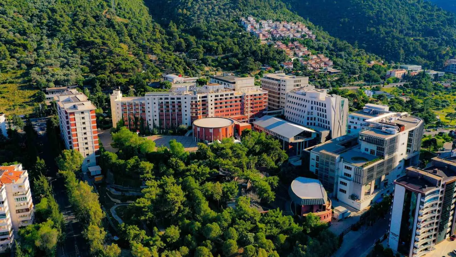 Genç beyinlere 9.5 milyon liralık dev destek: Hayaller gerçeğe dönüşüyor