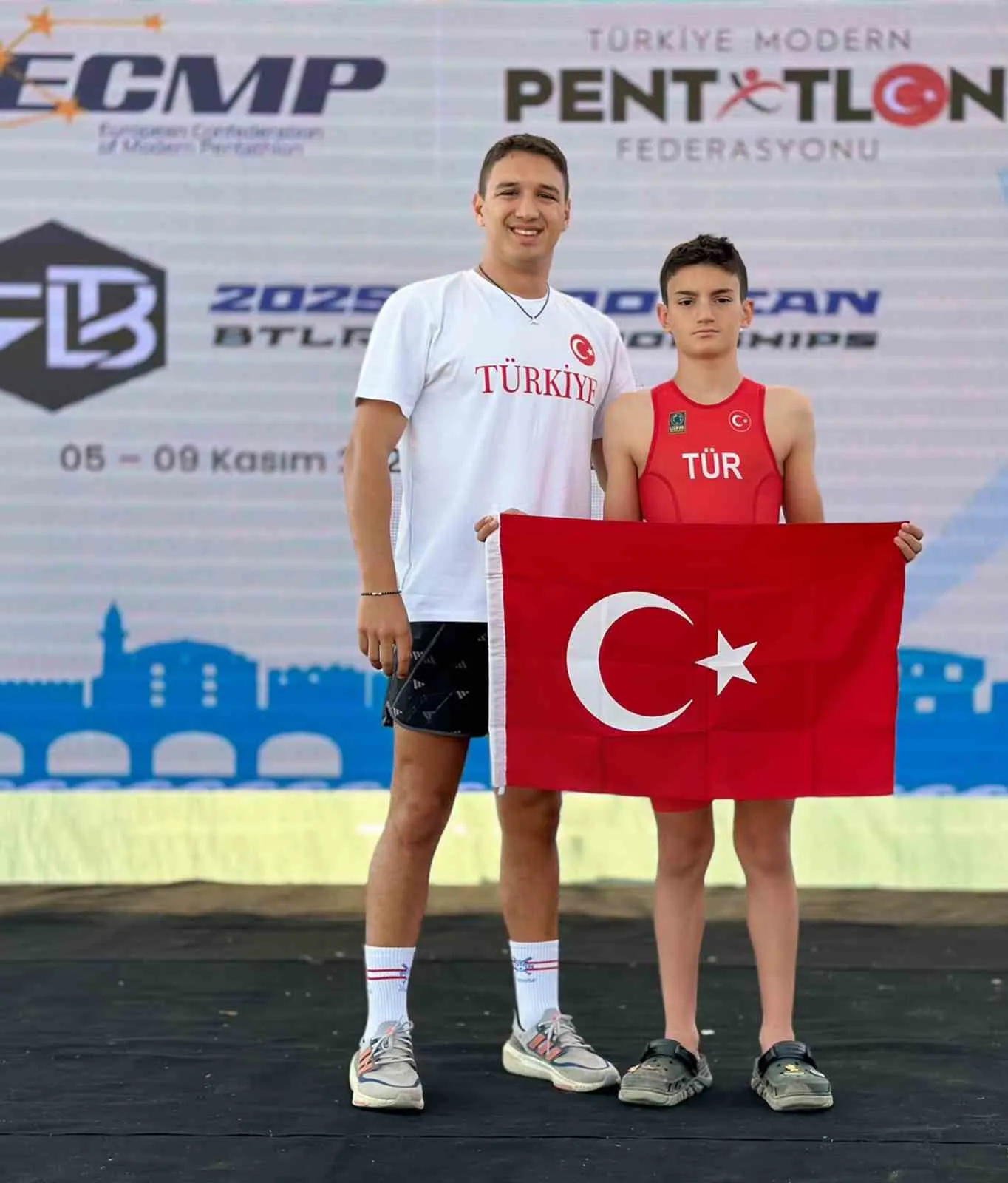 Muğlalı genç yetenekler rotayı Portekiz'e çevirdi: Dünya sahnesinde ay-yıldızlı gurur