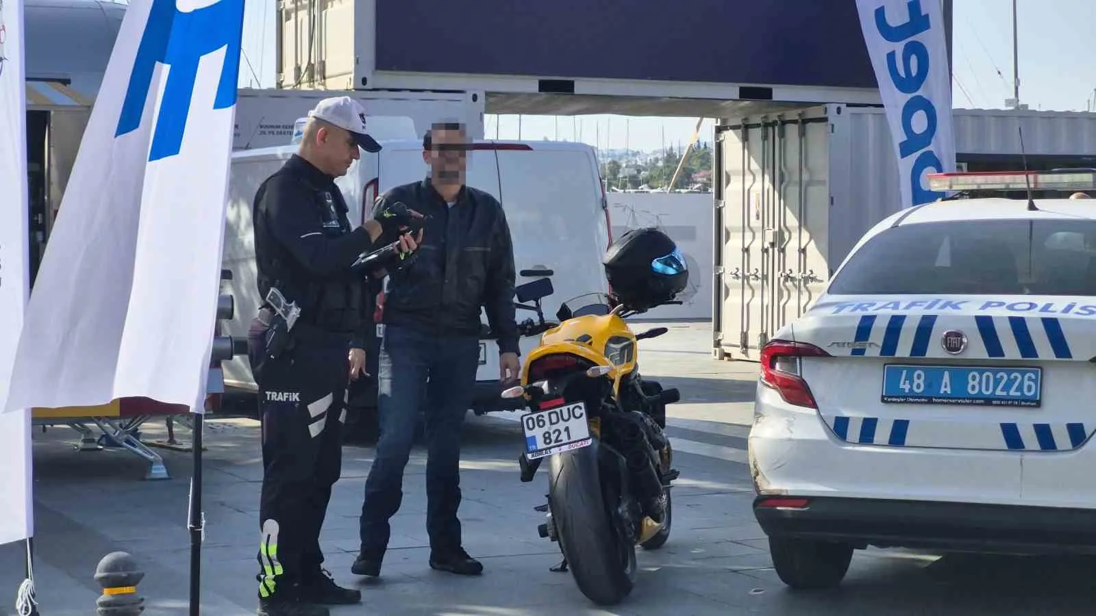 Bodrum trafiğinde motosiklet operasyonu: Bir saatte yarım milyonluk fatura