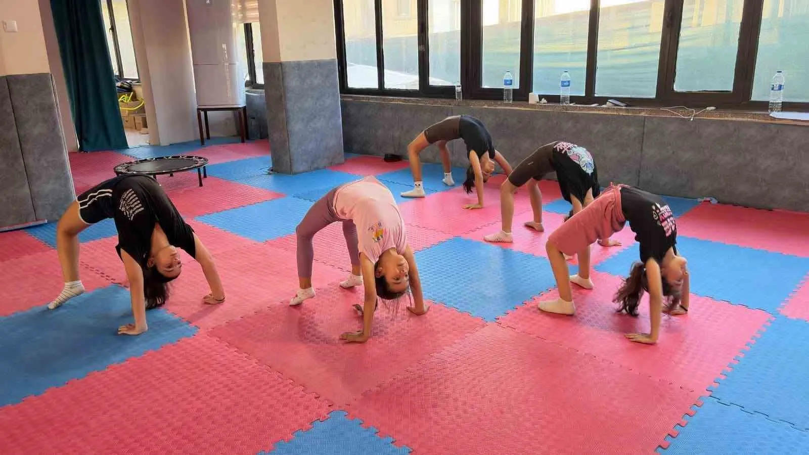 Germencik’te hafta sonu mesaisi: Geleceğin sporcuları sahalarda yetişiyor
