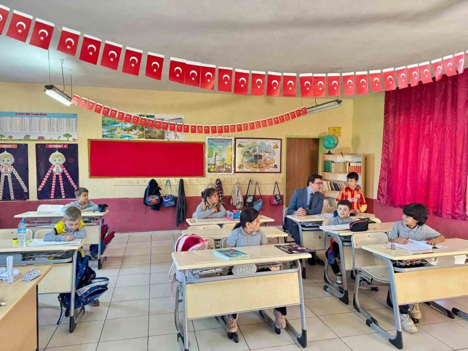 Bozdoğan'da eğitim mesaisi: Kaymakam Sözen'den yerinde inceleme