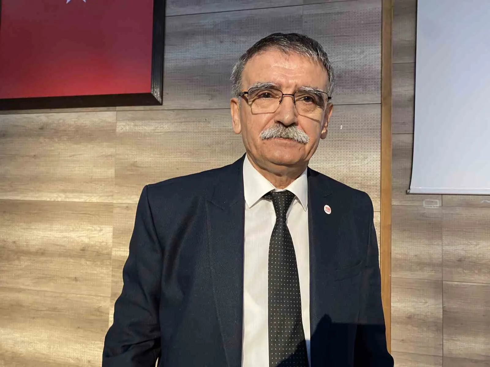 Alaşehir’de Yeni Parti dönemi: Sandıktan güvenoyu çıktı