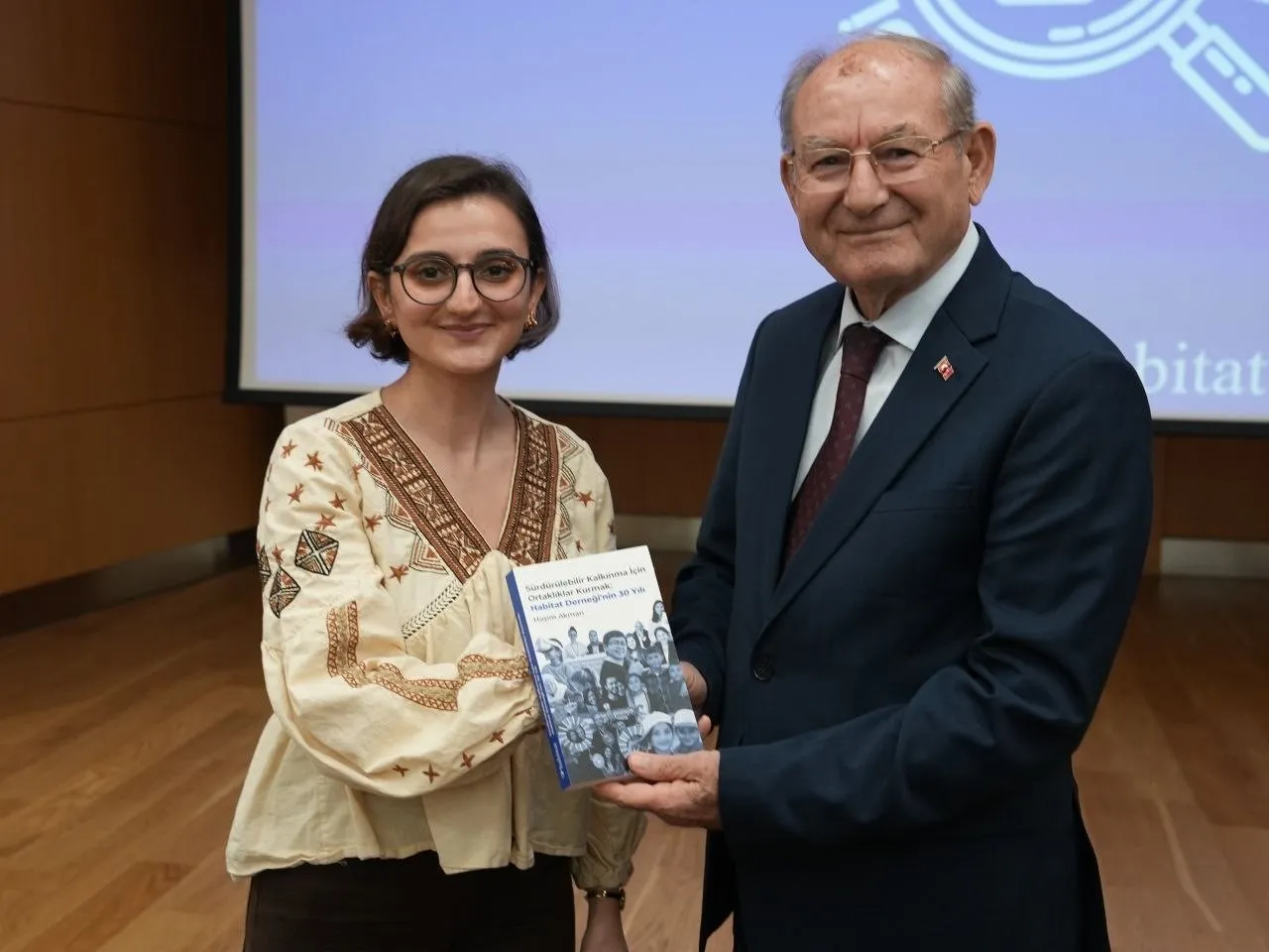 Dijital tuzaklara karşı kalkan oldular: Yaş almış bireylere özel güvenlik eğitimi