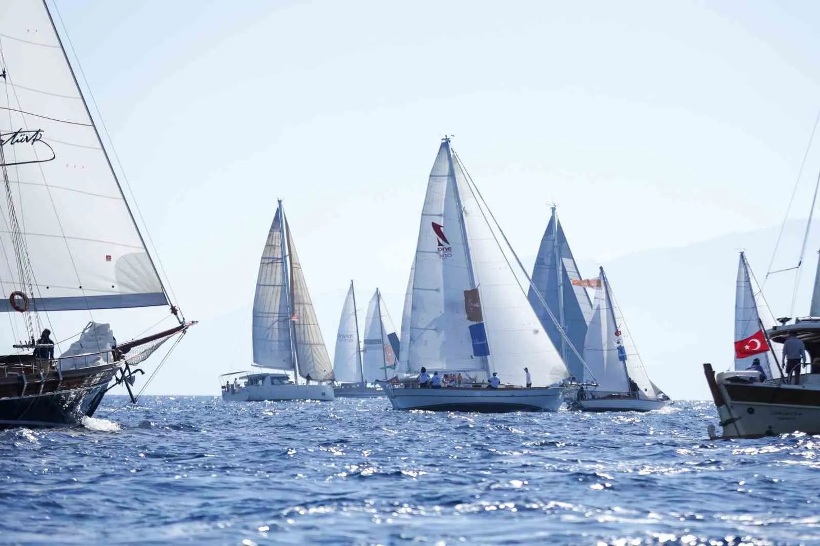 Yelkenlerin rotası eğitim gemisine çevrildi: The Bodrum Cup'ta anlamlı seferberlik