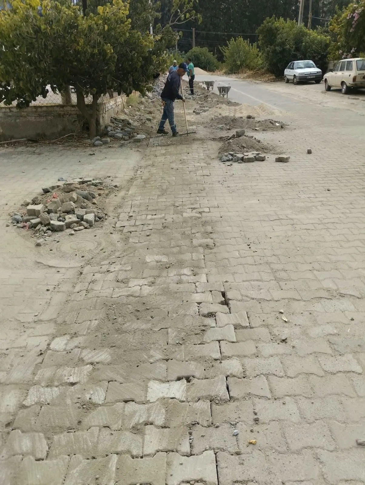 Koçarlı’da yaşam kalitesini artıracak dokunuş: Sokaklar yenileniyor
