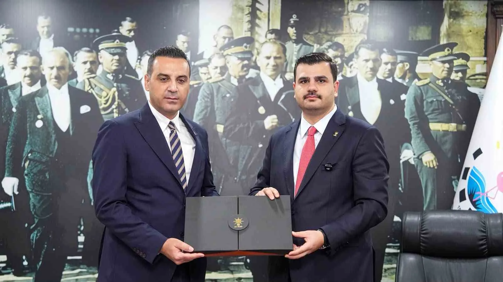 AK Parti'den İzmir mesajı: Hizmet dönemini başlattık