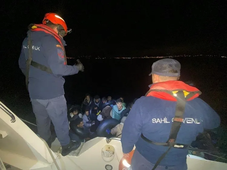 Ege'de düzensiz göç operasyonu: 76 kişi yakalandı