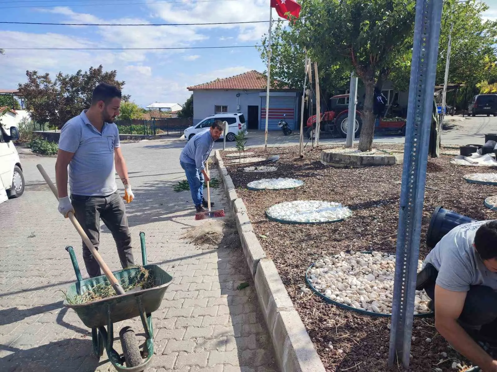 Şehzadeler’de kırsalın çehresi değişiyor: Karayenice’ye modern dokunuş