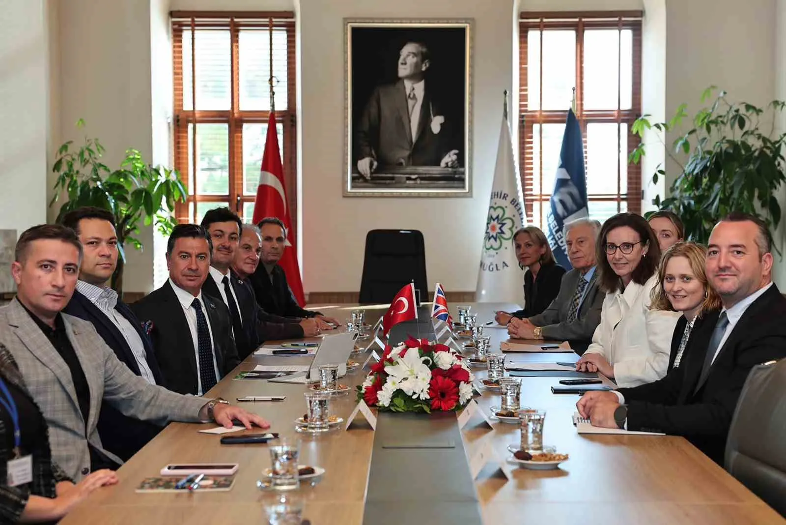 Muğla'nın rotası Londra'ya çevrildi: Başkan Aras'tan İngiltere ile dev iş birliği hamlesi