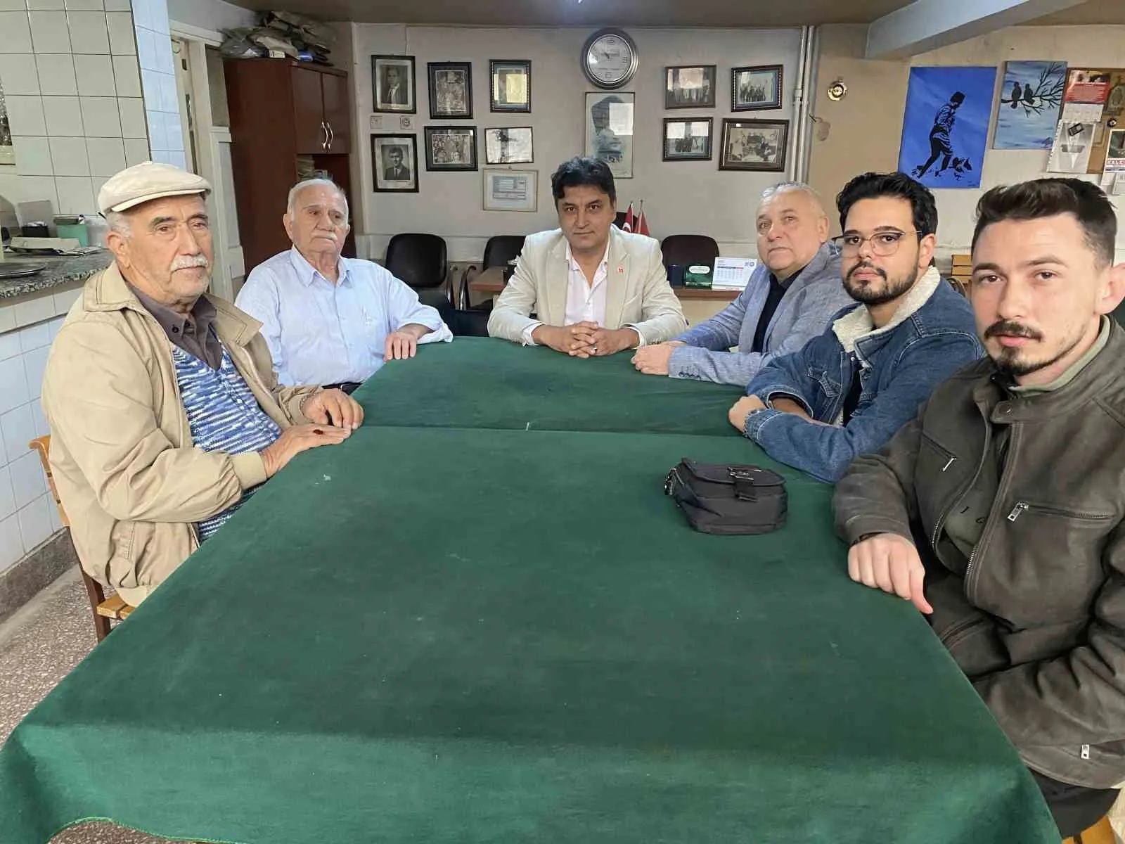 Alaşehir’de ahilik geleneği: Yarım asırlık çınarlar ile yeni nesil kahveciler aynı sofrada buluştu