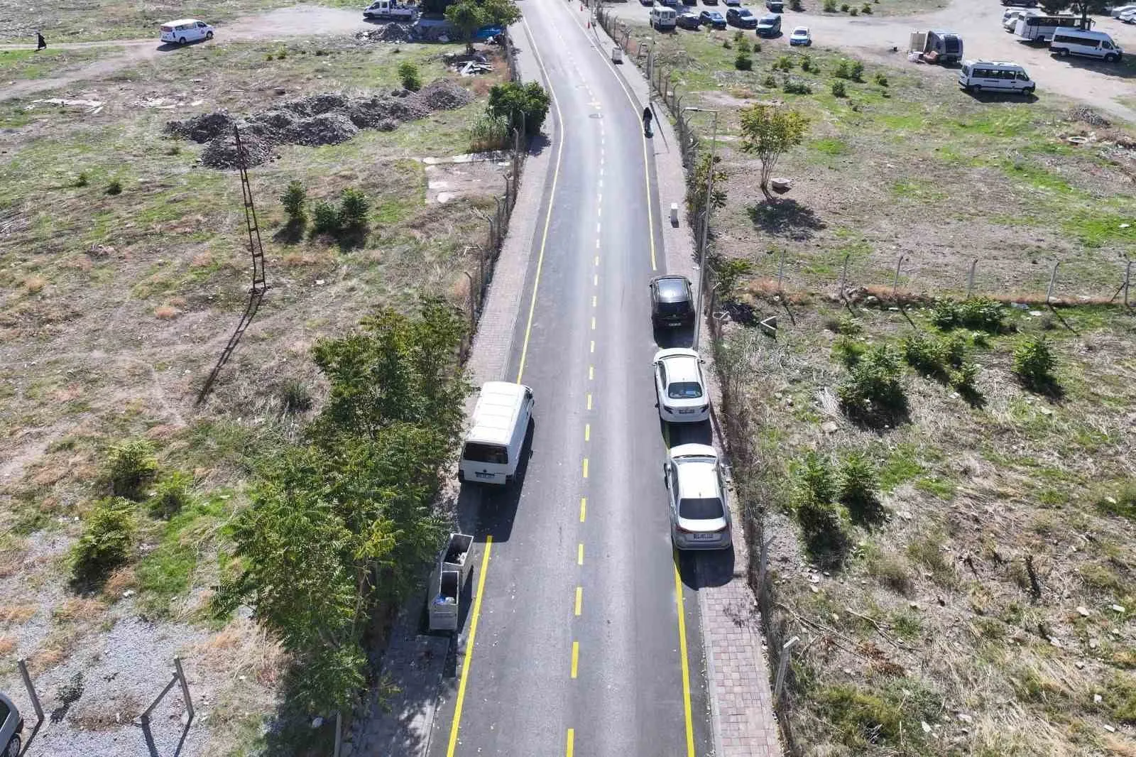 Efeler’in yollarına modern dokunuş: 15 bin metrekarelik asfalt yenileme tamamlandı