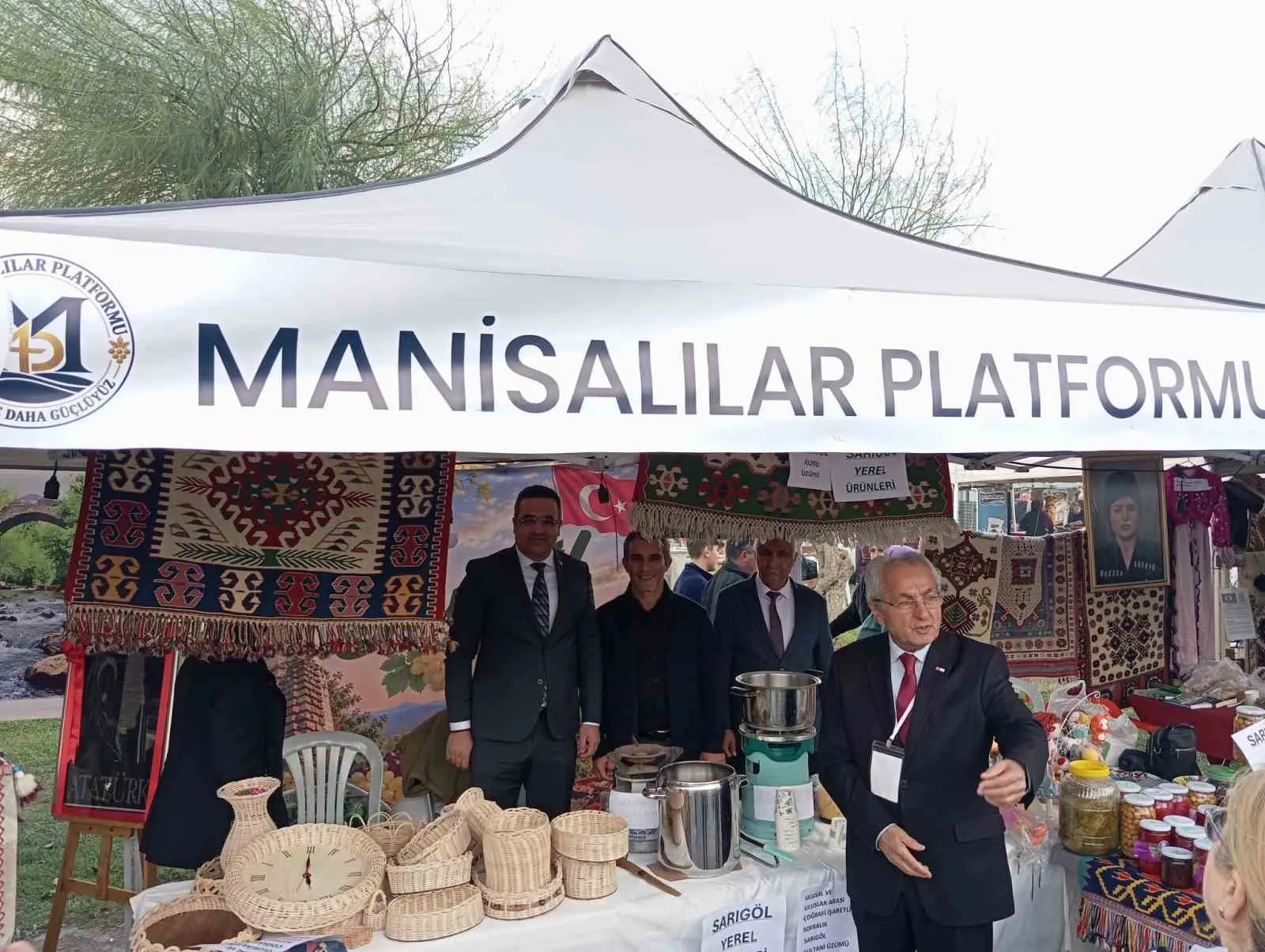 Manisa'nın lezzet mirası İzmir'de görücüye çıktı: Sarıgöl rüzgarı esti
