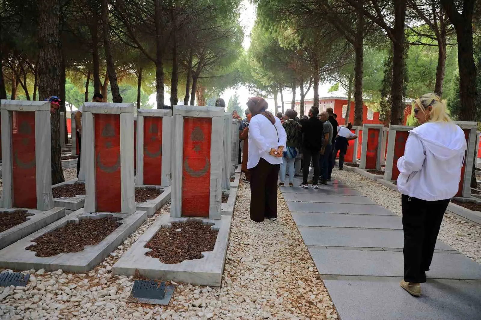 Muğla’dan Çanakkale’ye vefa yolculuğu: 127 aile tarihi yerinde inceledi