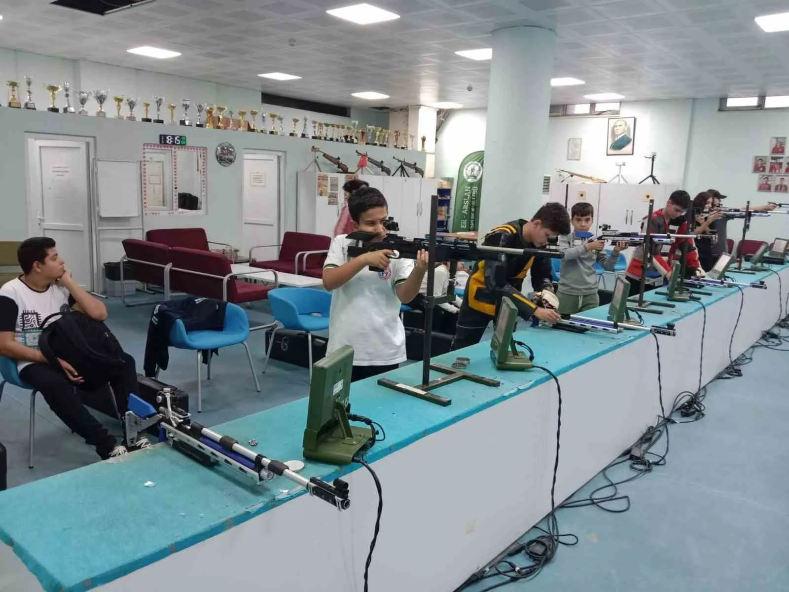 Aydın’da sporun nabzı GSB okullarında atıyor: 17 ilçede binlerce genç sahada